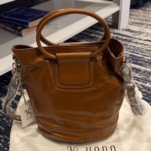 Hobo Truffle Sheila Leather Bucket Bag